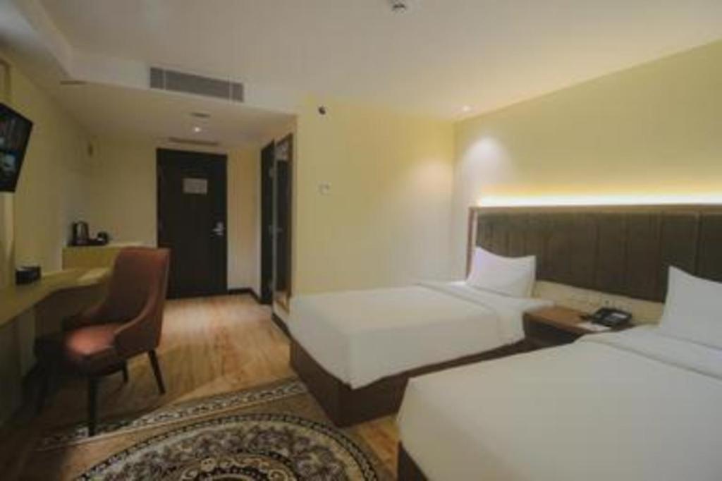 Grand Qin Hotel Banjarbaru Extérieur photo