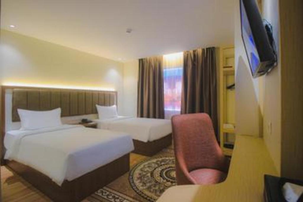 Grand Qin Hotel Banjarbaru Extérieur photo